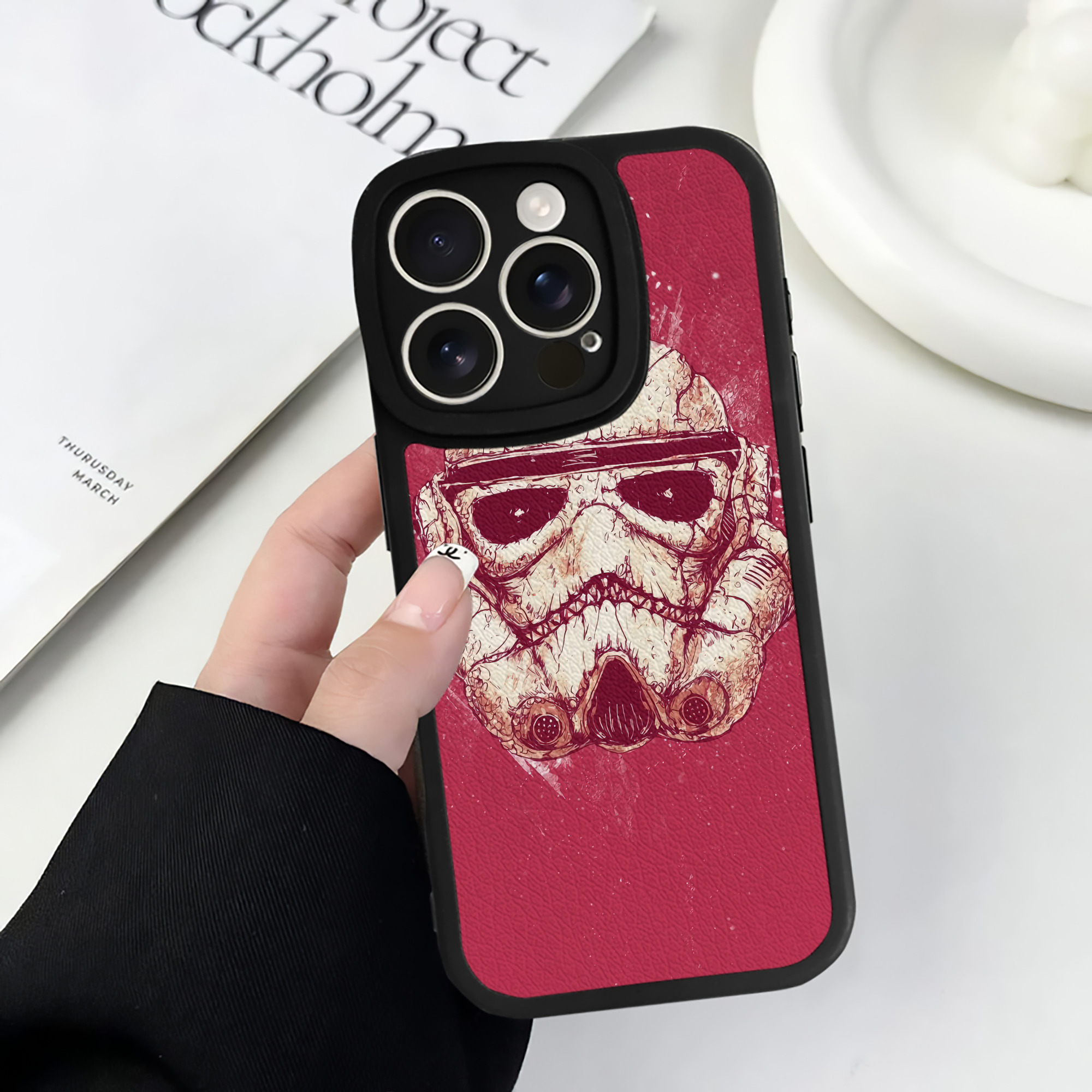 （画像用） スター・ウォーズ Star Wars 【iPhone 16シリーズ対応】シリコンスマホケース（レザー調） 材質：シリコン